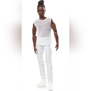 RARE - NIB Barbie Signature Looks Model #4 Doll